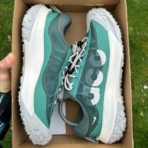 Nike ACG Mountain Fly 2 Low Vintage Green Men’s Shoes size 10,5 brand new - Picture 2 of 7